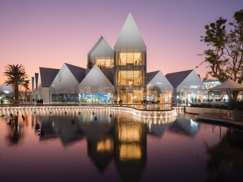 MIXC Village 万象滨海购物村